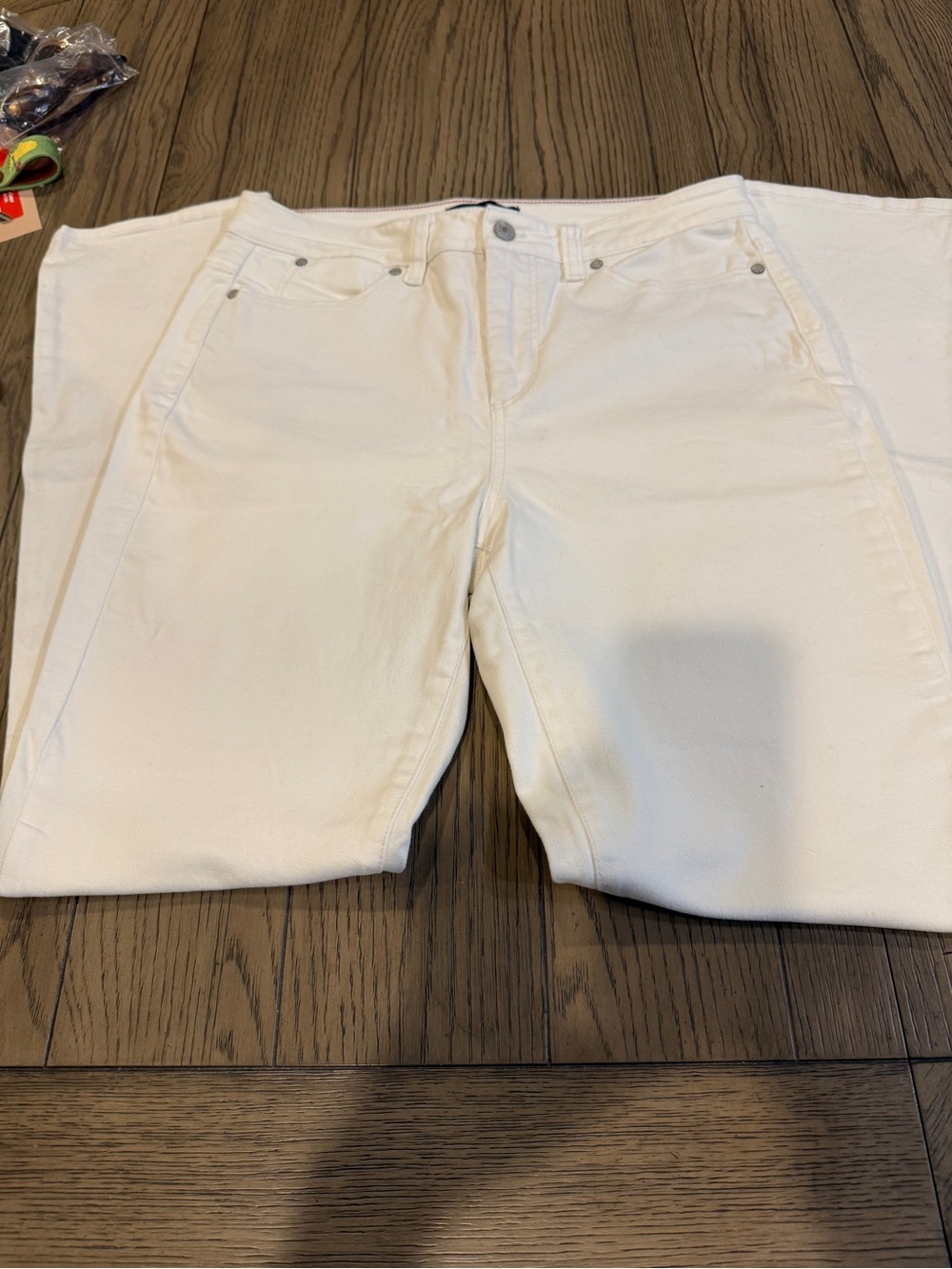 Talbots size 8 Classic Straight white  Jean